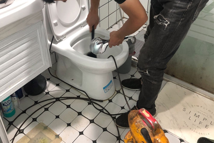 金东疏通下水道