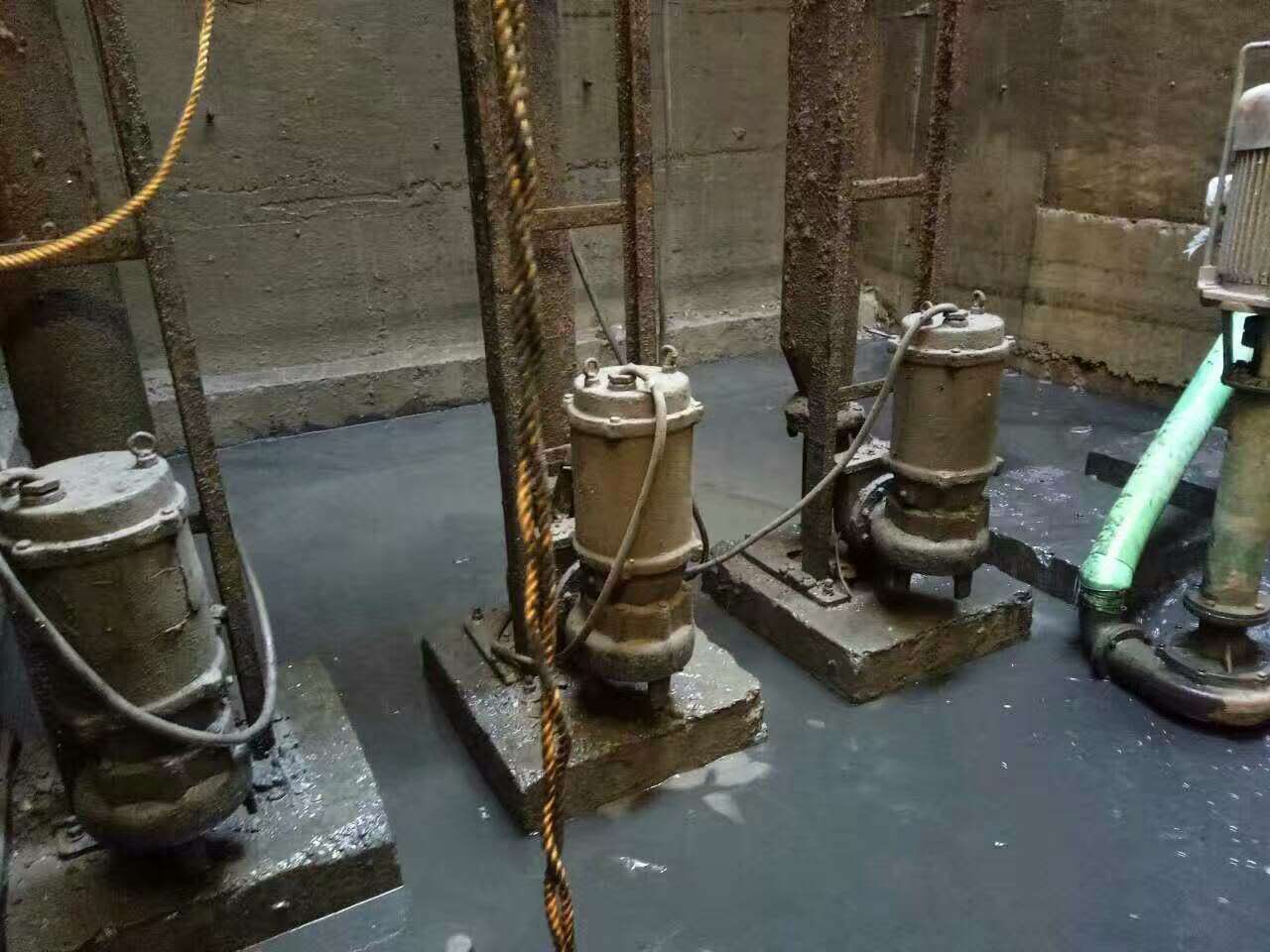 金东污水池清理